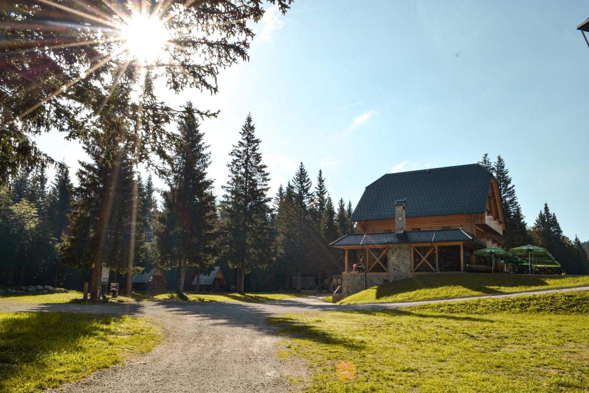 Guesthouse Lajnar Zgornja Sorica Eksteriør bilde