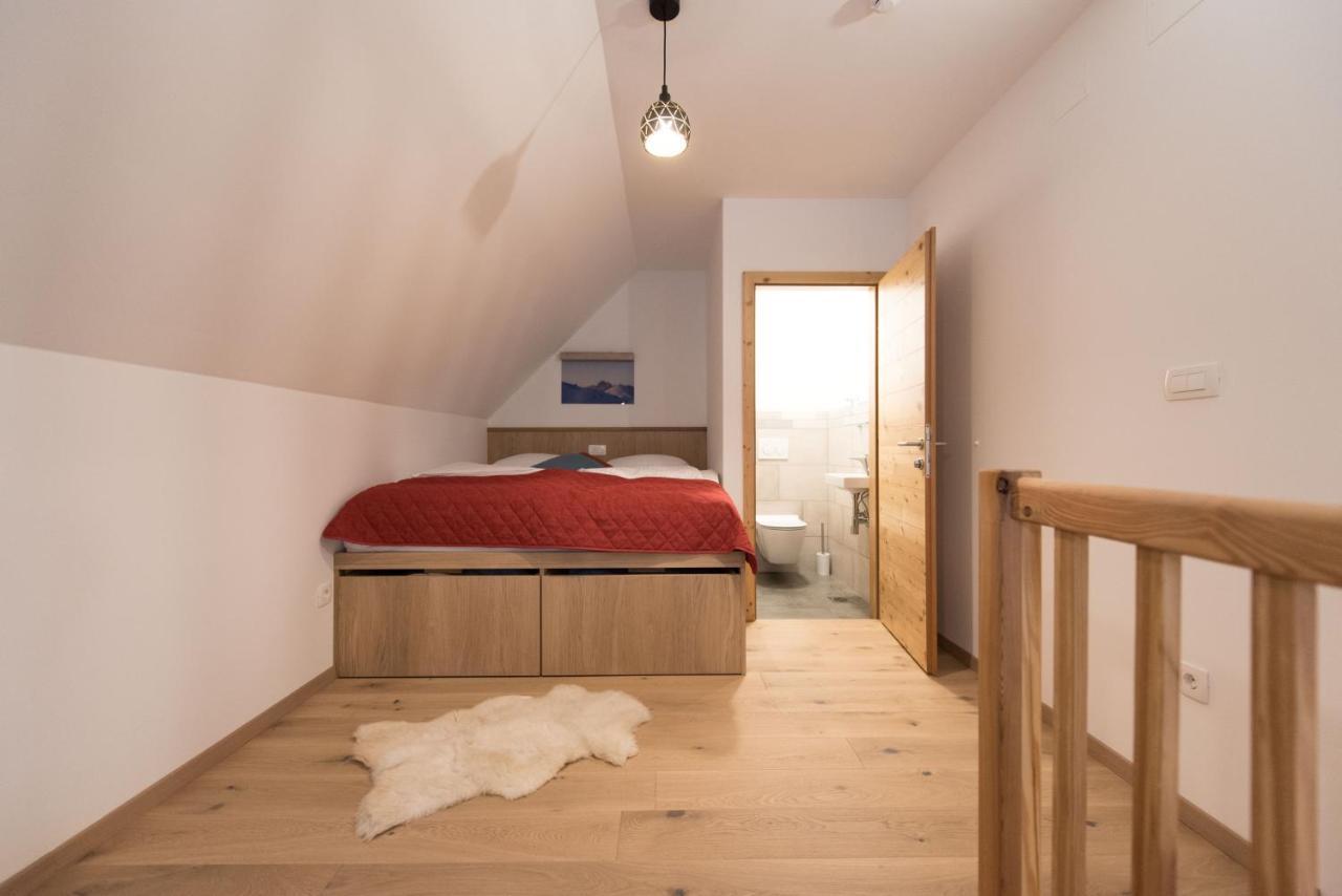 Guesthouse Lajnar Zgornja Sorica Eksteriør bilde